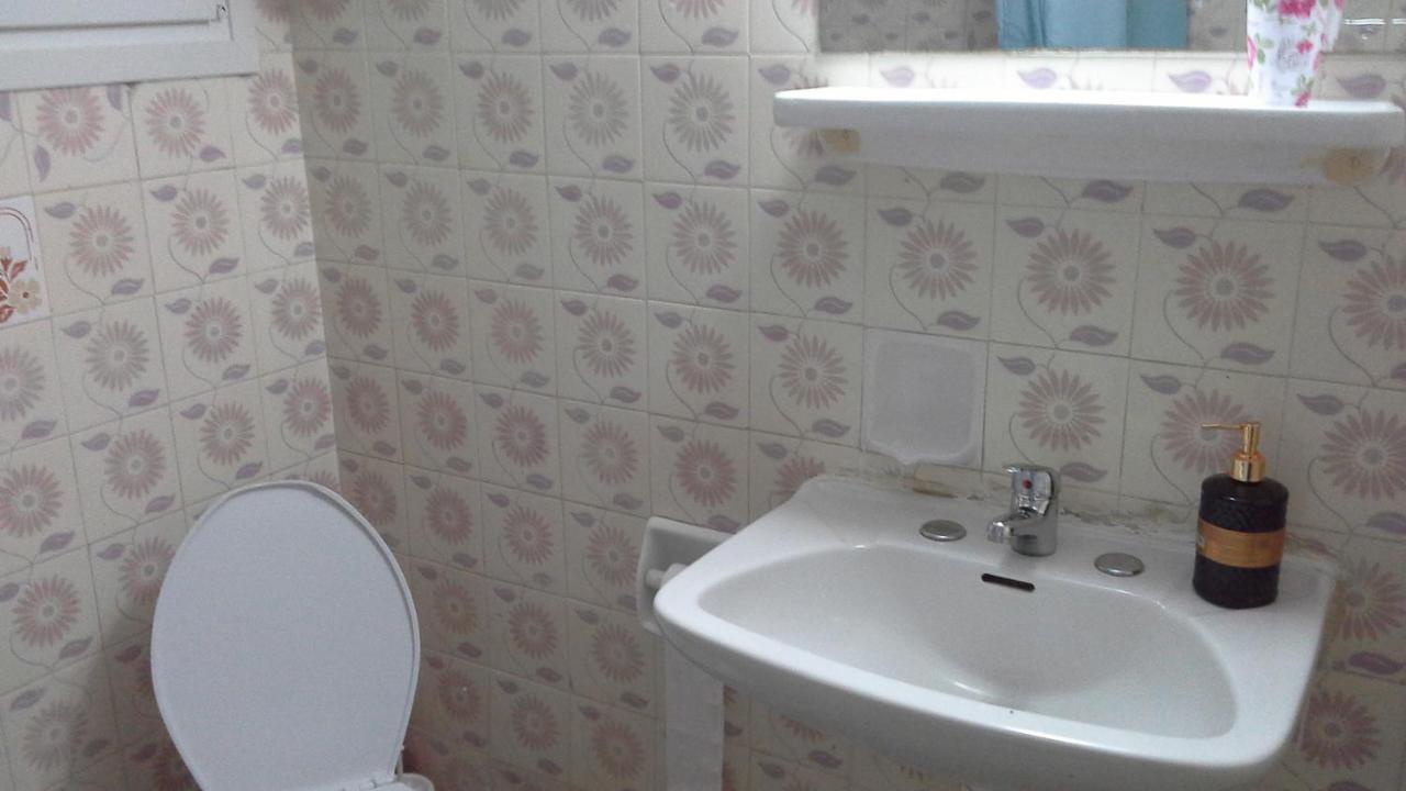 Room To Rent-Shared Wc Кавала Екстериор снимка